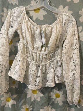 H&M Youth Lace Peasant Top - Cream